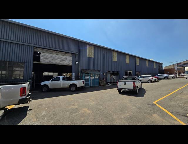 1,192M² WAREHOUSE TO LET IN SEBENZA